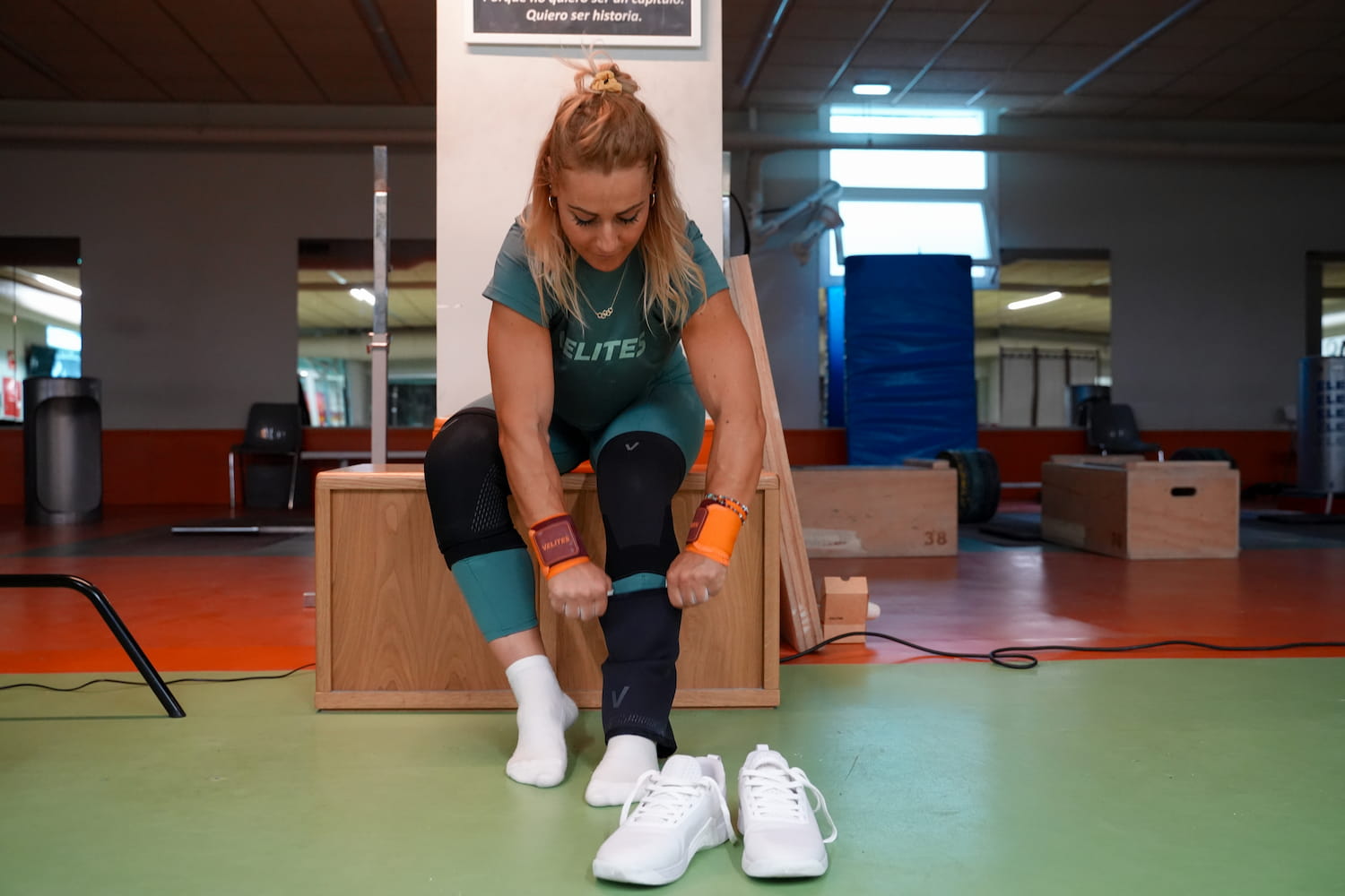 Kompressionsleitfaden für Gelenke VELITES Knie-Sleeves Test mit Lydia