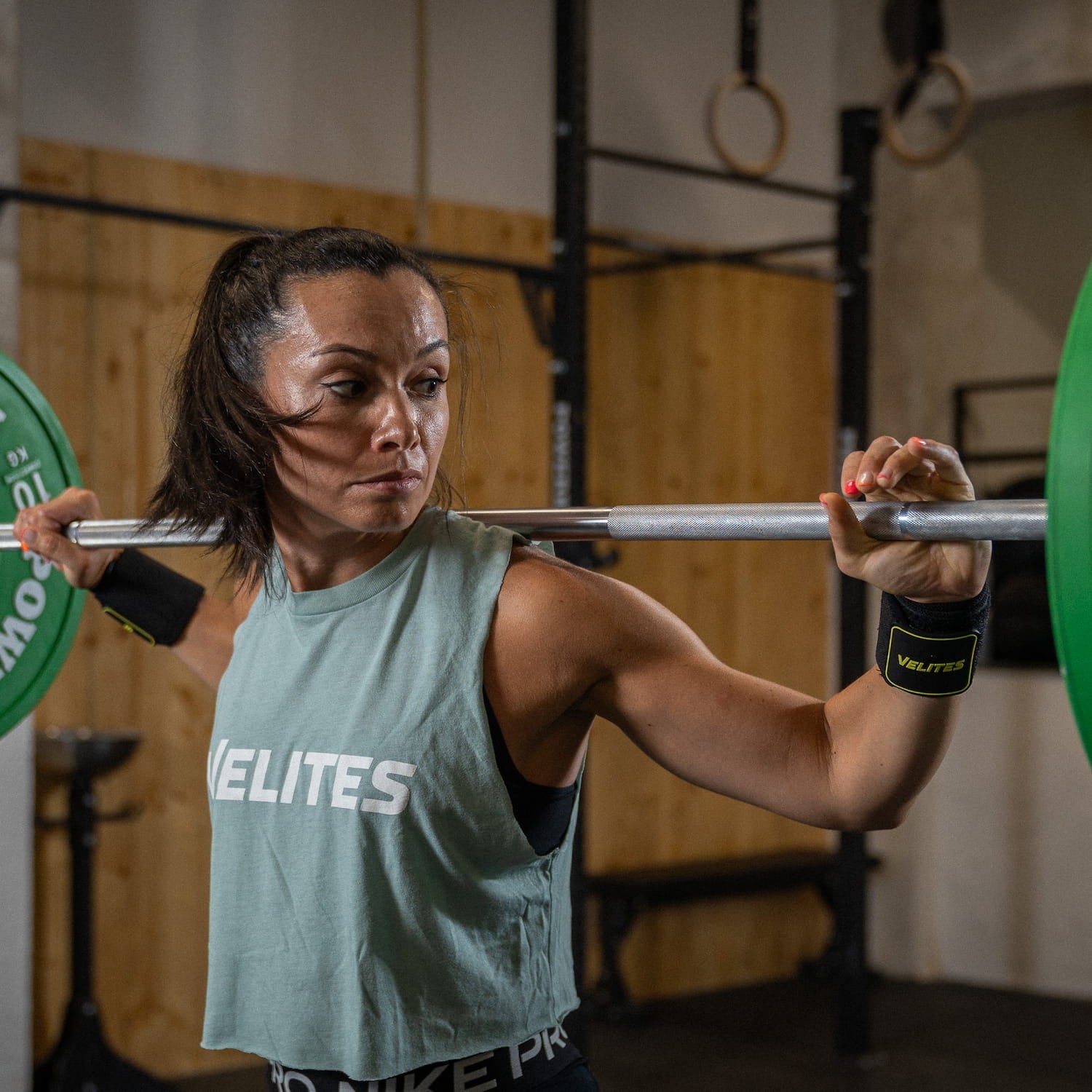 Guide to choosing wrist wraps for CrossFit blog Velites