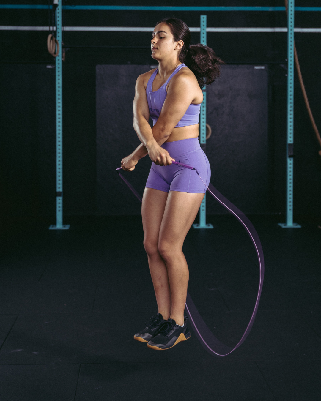 Secure grip handles